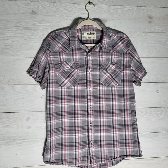 Urban Pipeline Men L pearl button up short sleeve shirt. Western - Picture 1 of 5